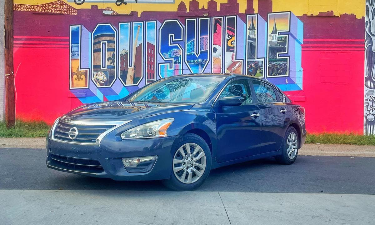 2015 Nissan Altima 2.5 S available in Louisville