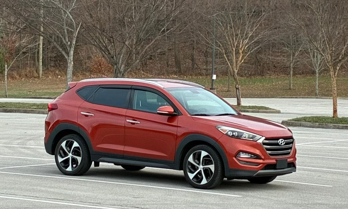 2016 Hyundai Tucson Limited available in Louisville