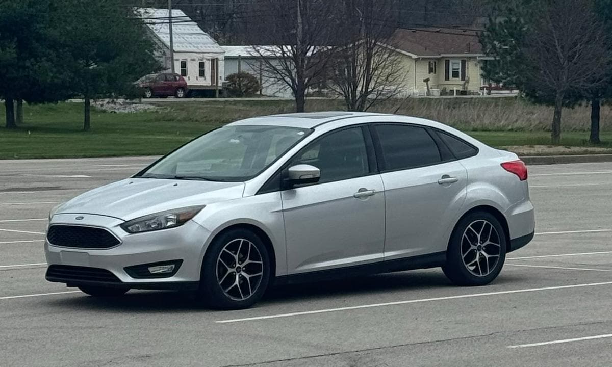 2017 Ford Focus SEL available in Louisville