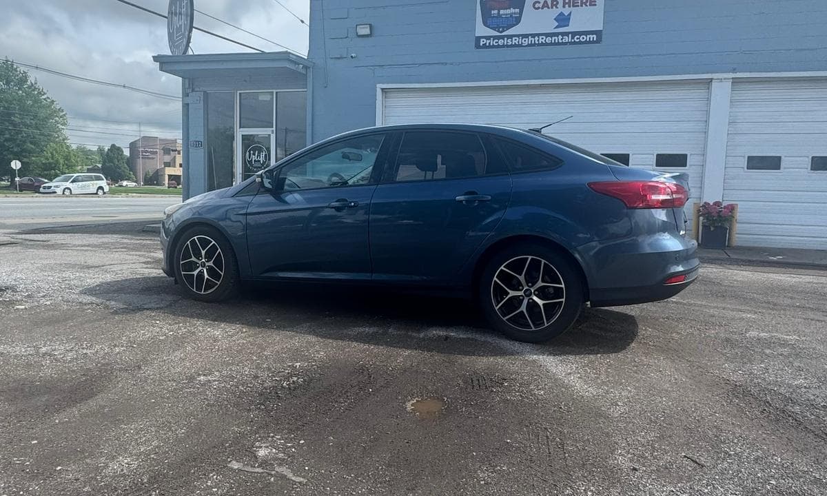 2018 Ford Focus SEL available in Louisville