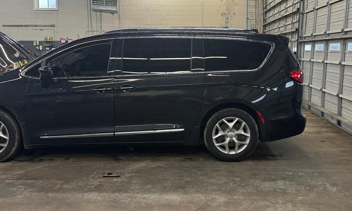 2019 Chrysler Pacifica Touring L available in Louisville