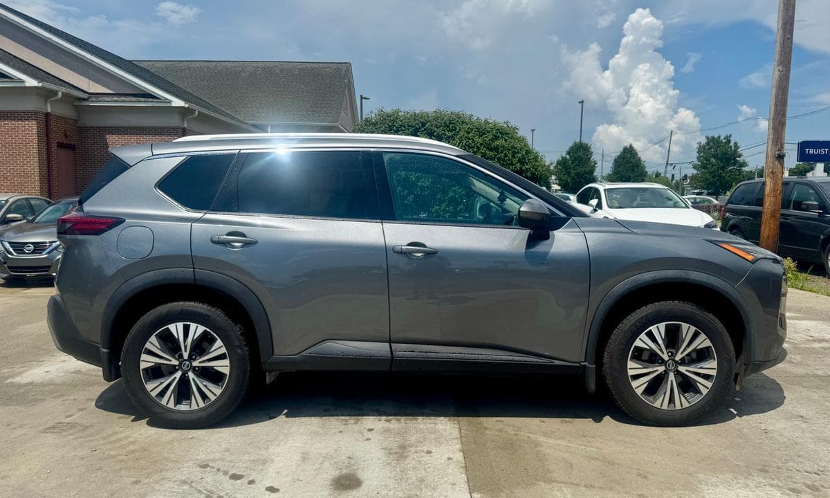 2021 Nissan Rogue SV available in New Albany