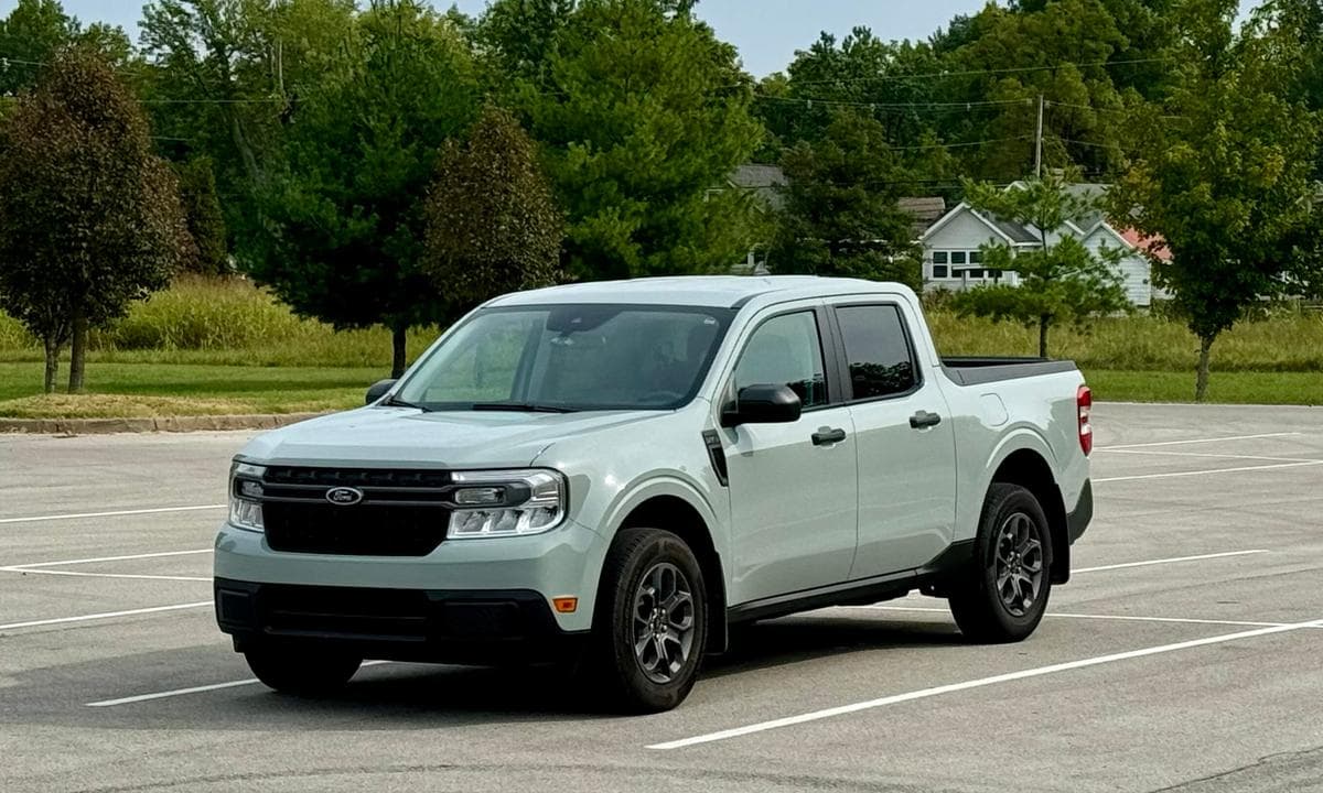 2024 Ford Maverick XLT available in Louisville