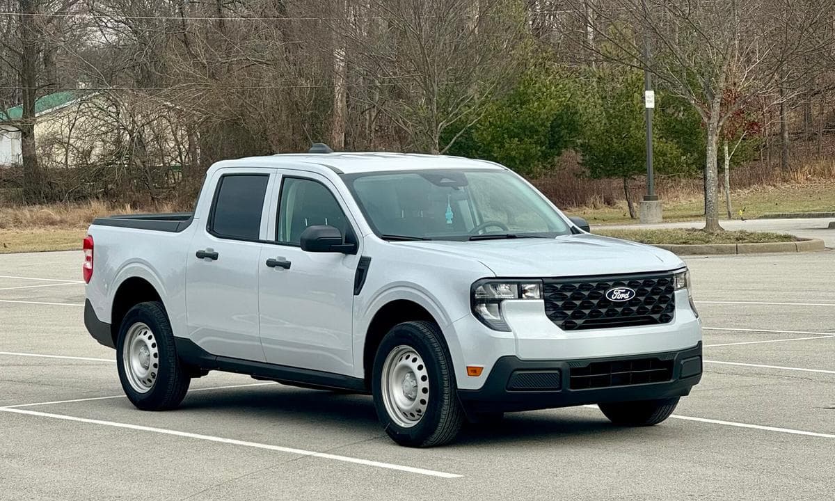 2025 Ford Maverick XL available in Louisville