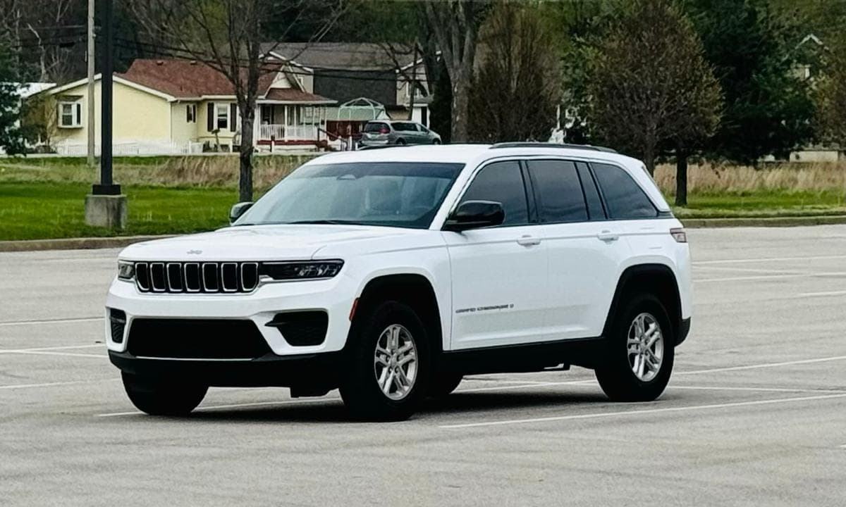 2025 Jeep Grand Cherokee Laredo available in Louisville