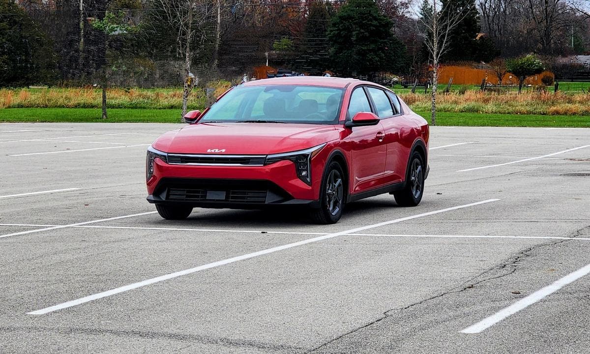 2025 Kia K4 LXS available in Louisville