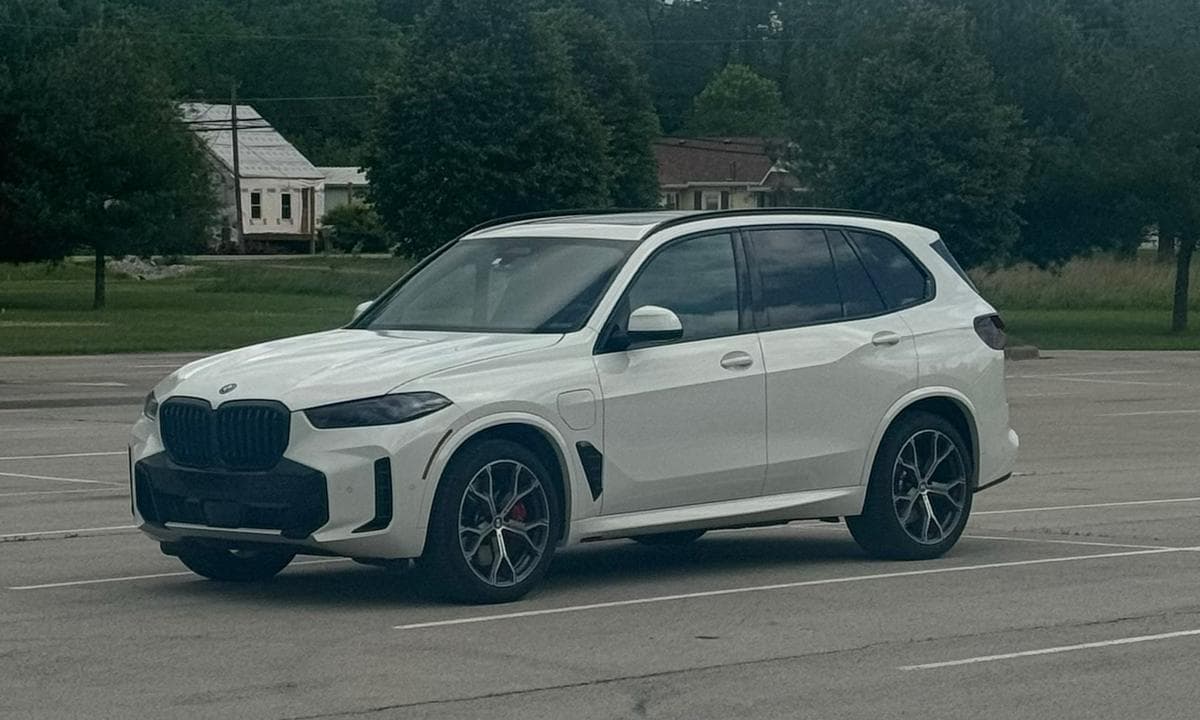 2026 BMW X5 xDrive50e available in Louisville