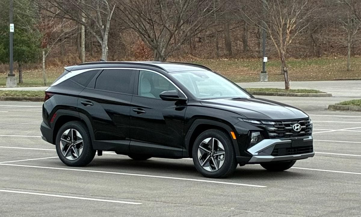 2026 Hyundai Tucson SEL available in Louisville