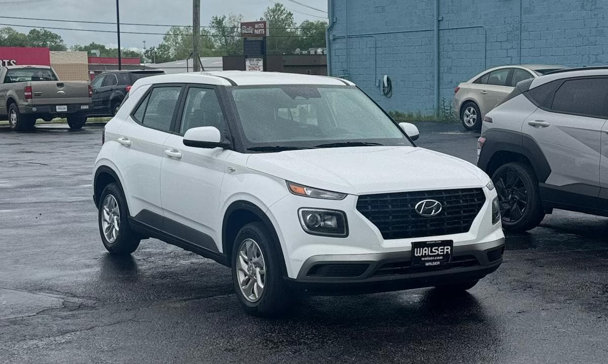 2026 Hyundai Venue SE available in Louisville