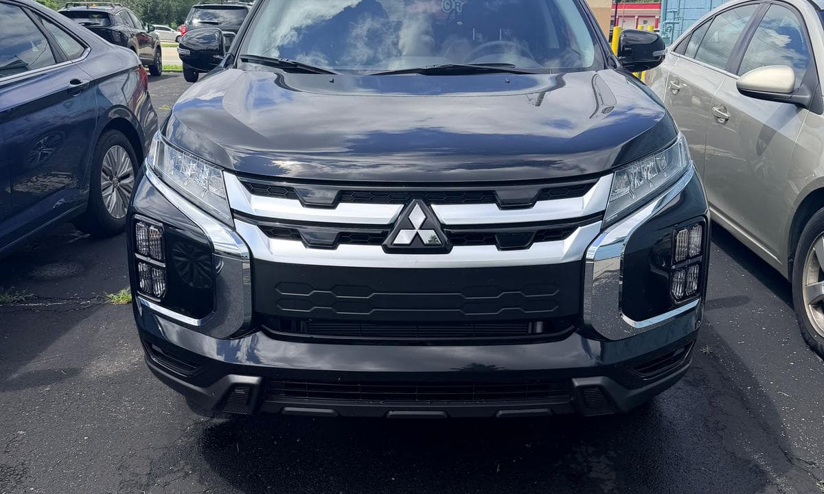 2026 Mitsubishi Outlander Sport SE available in Louisville