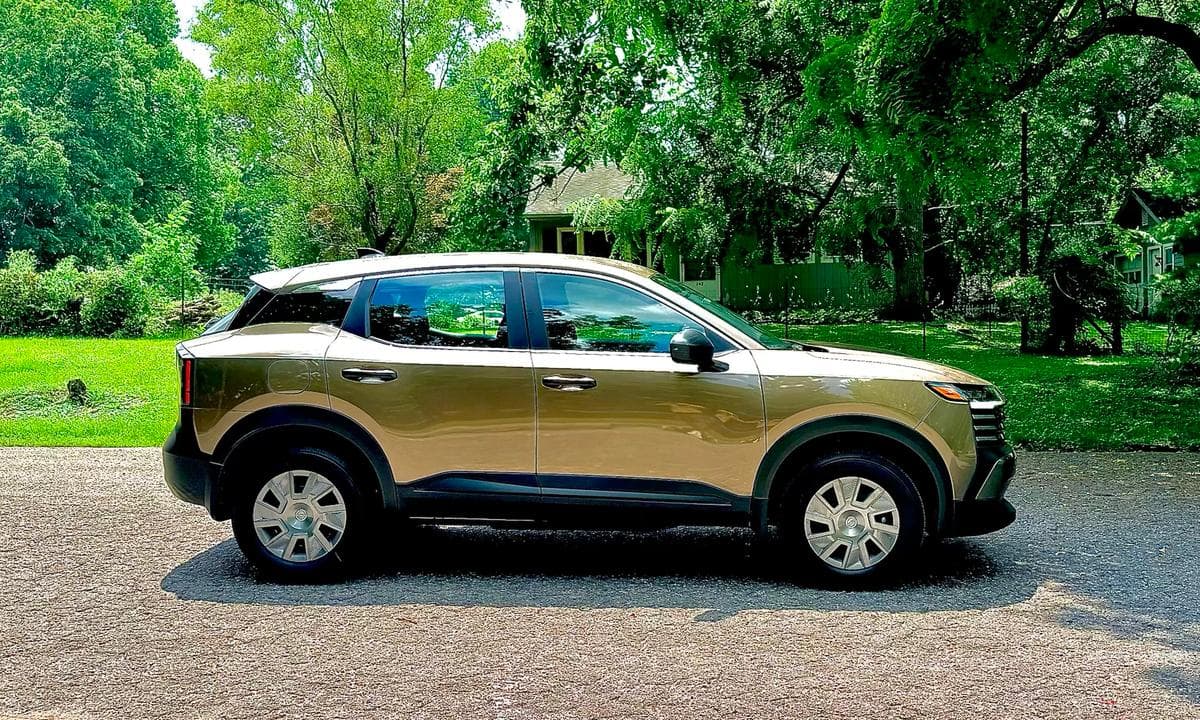 2026 Nissan Kicks Mpv S available in Louisville